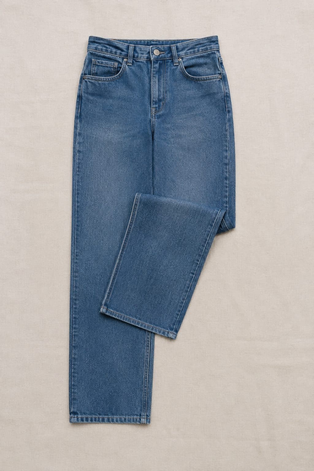 Straight Stretch 1%, laid flat on linen