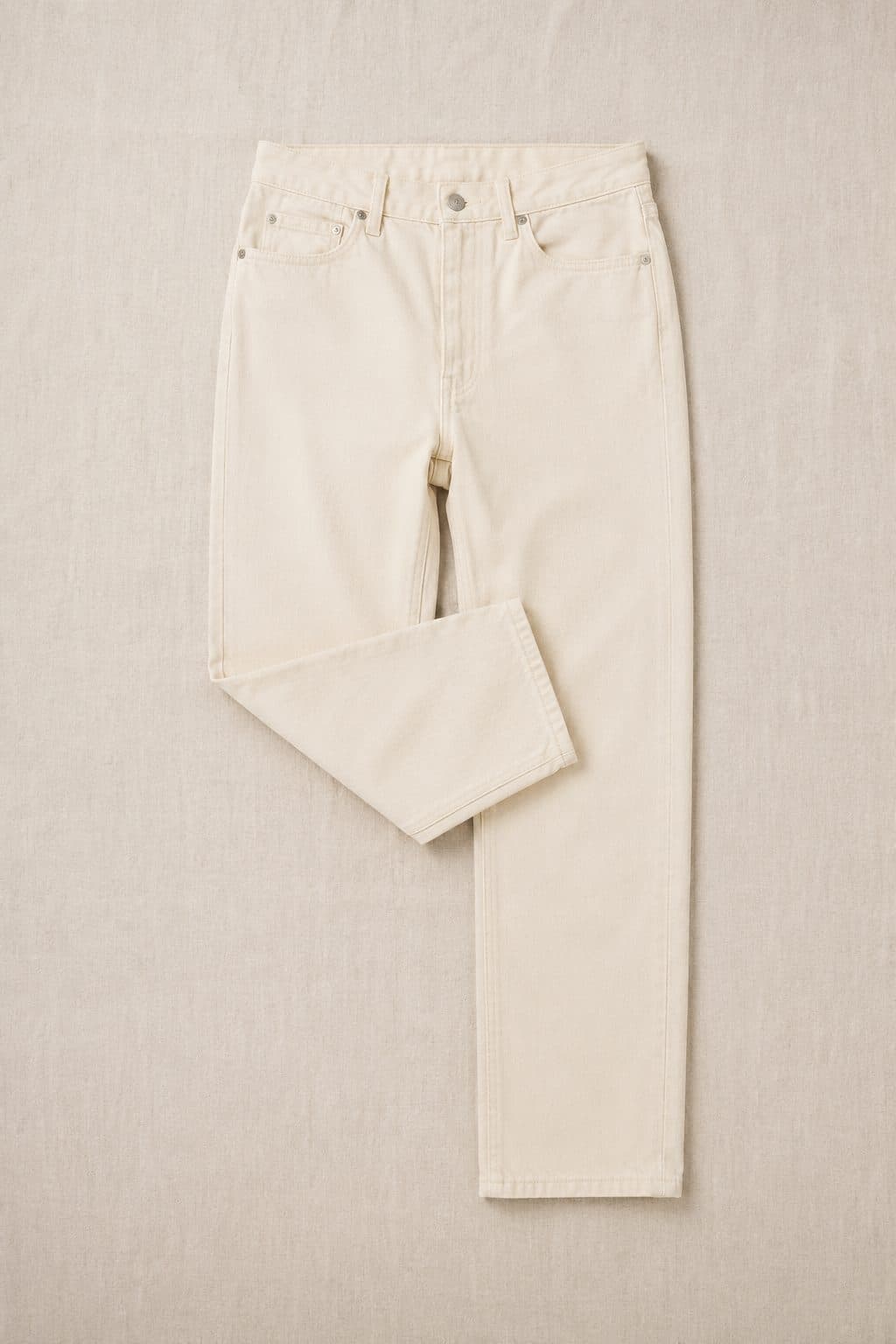 Regular Ecru, laid flat on linen